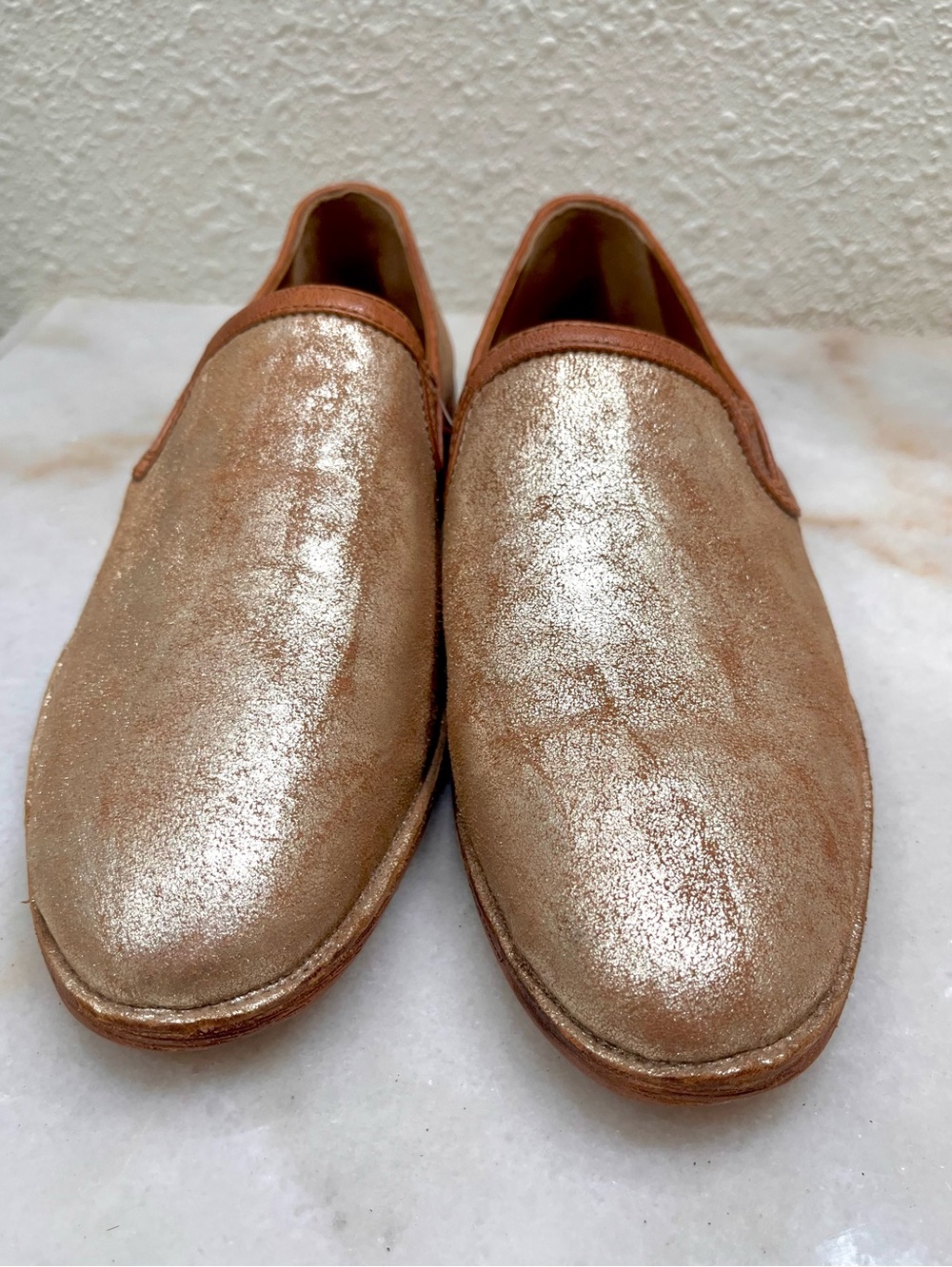 Trask Metallic Gold Leather Loafers Slip On Flats Women’s Size 7.5 NWOT